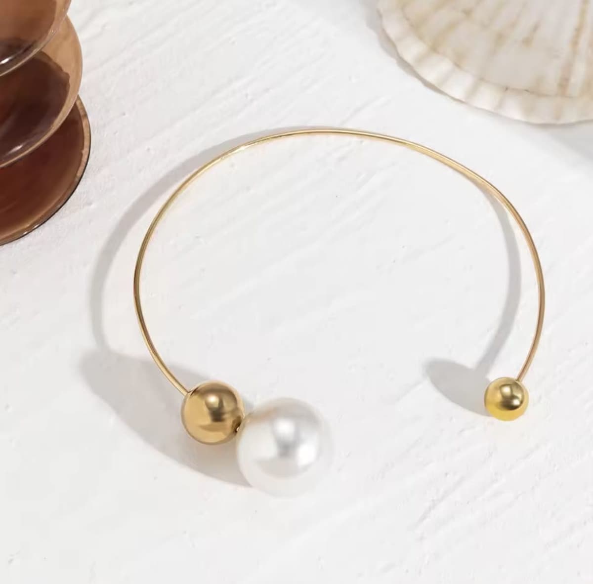 Elegant Minimalist Pearl Torc Choker Necklace