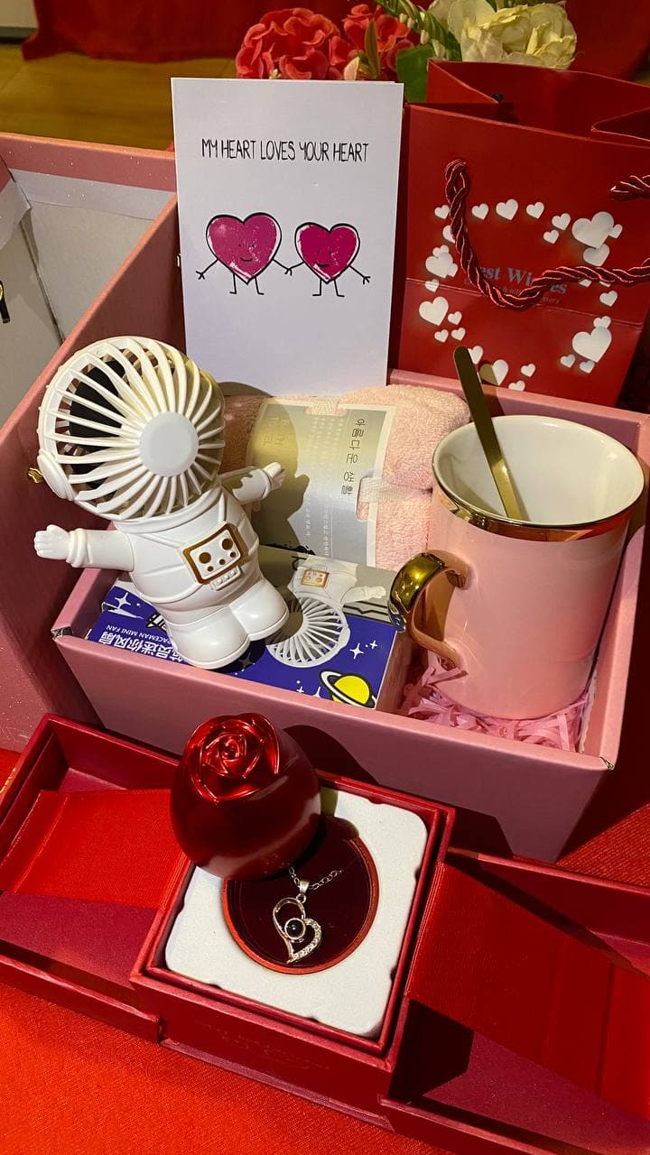 VALENTINES LADIES GIFT SET