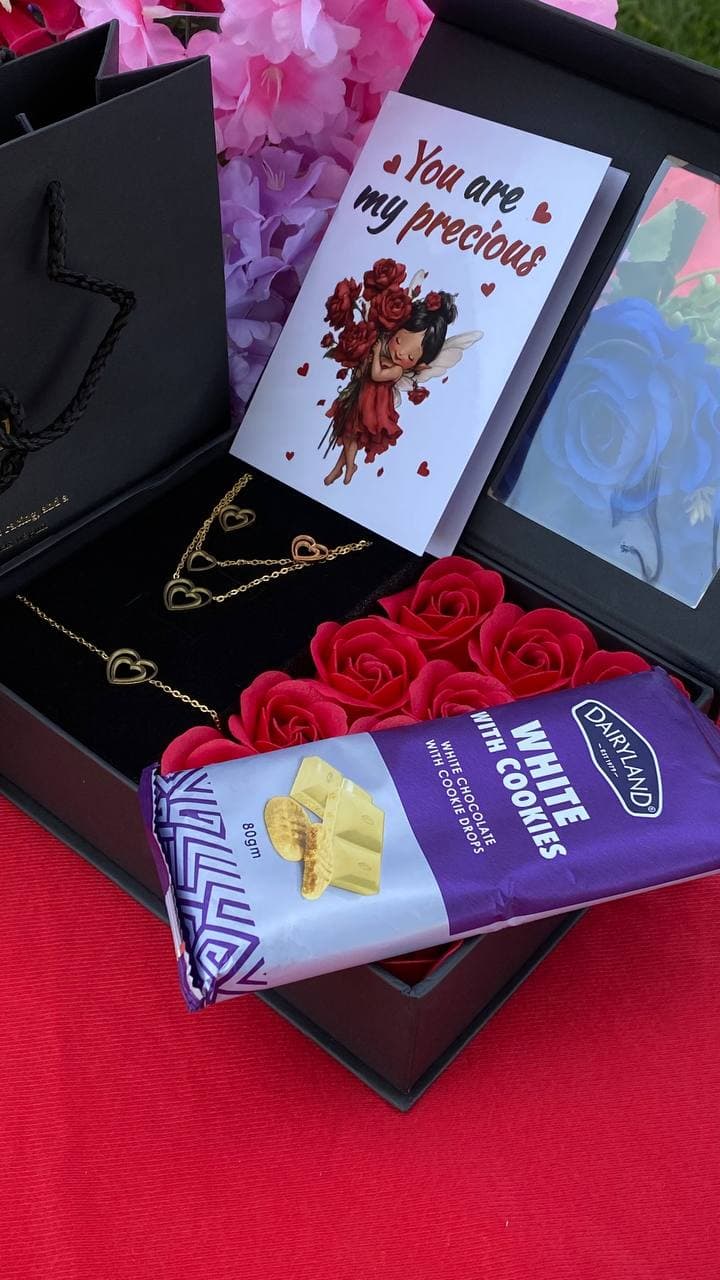VALENTINES LADIES GIFT SET thumbnail 2